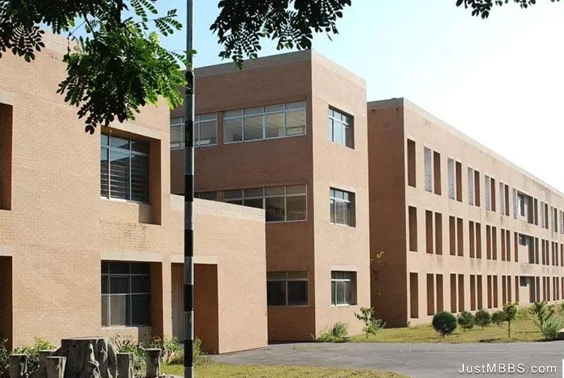 Khwaja Yunus Ali Medical College
